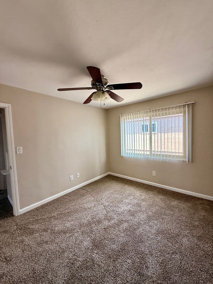 San Diego Apartment: 4837 - 4843.5 Kansas St