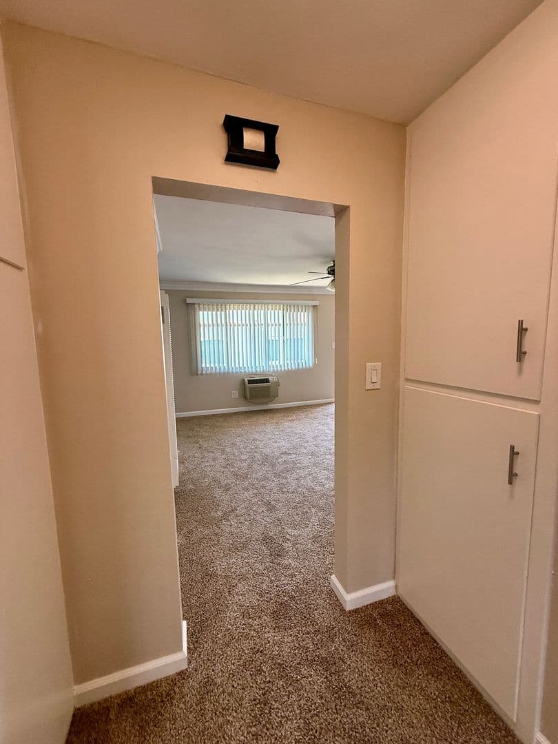 San Diego Apartment: 4837 - 4843.5 Kansas St