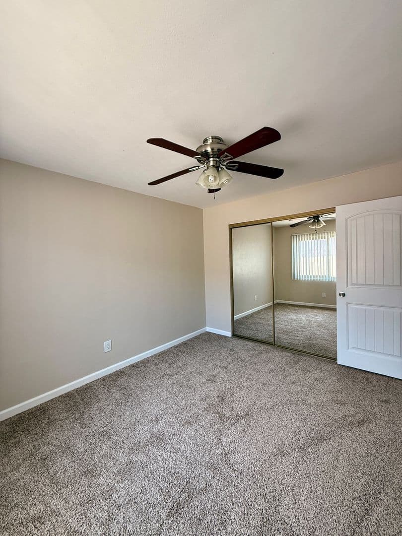 San Diego Apartment: 4837 - 4843.5 Kansas St
