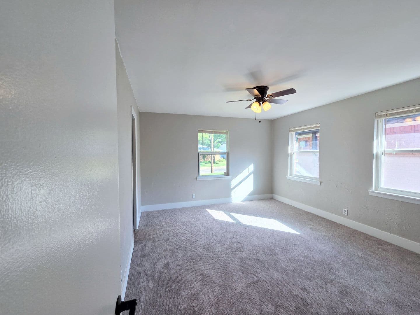 Sherman House: 424 W Anita St
