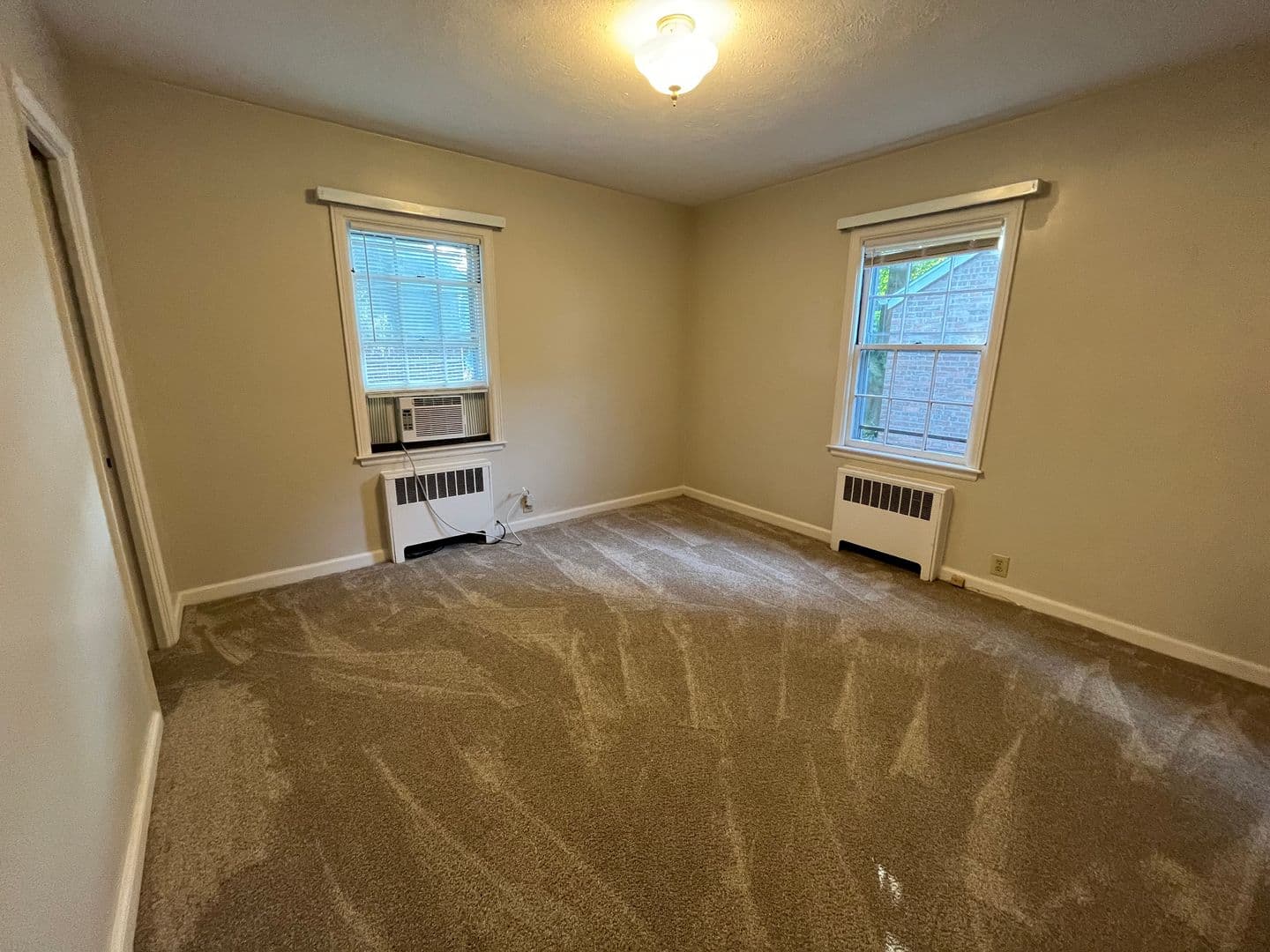 Saint Joseph House: 3323 Lakeshore Dr.