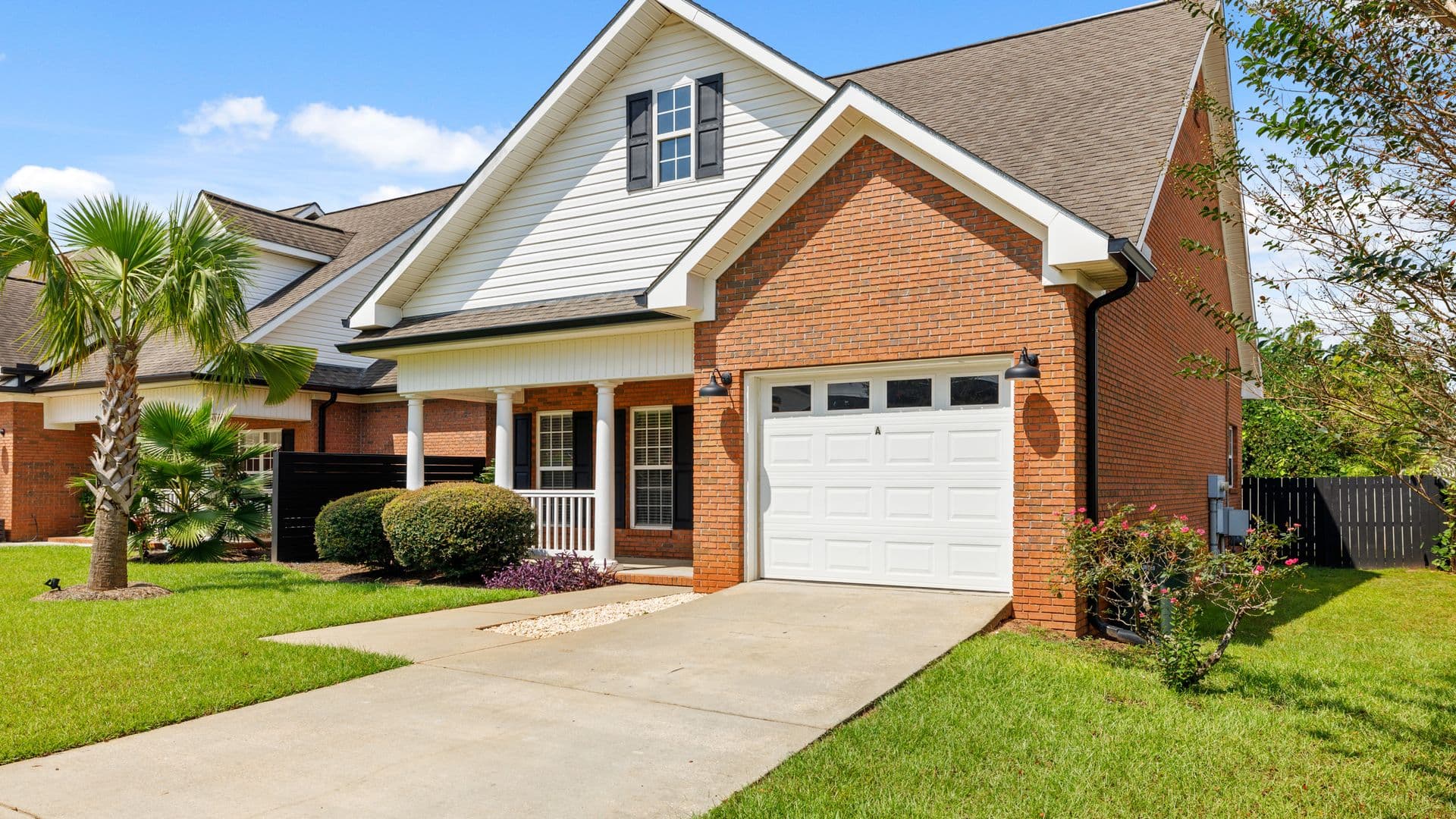 Enterprise House: 202 Wynn Road