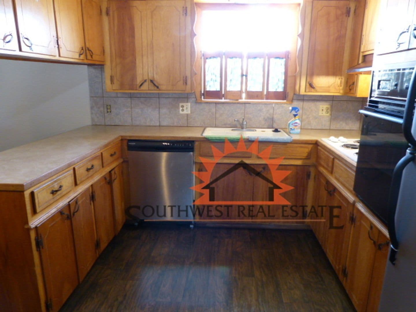 Clovis House: 620 Starlite