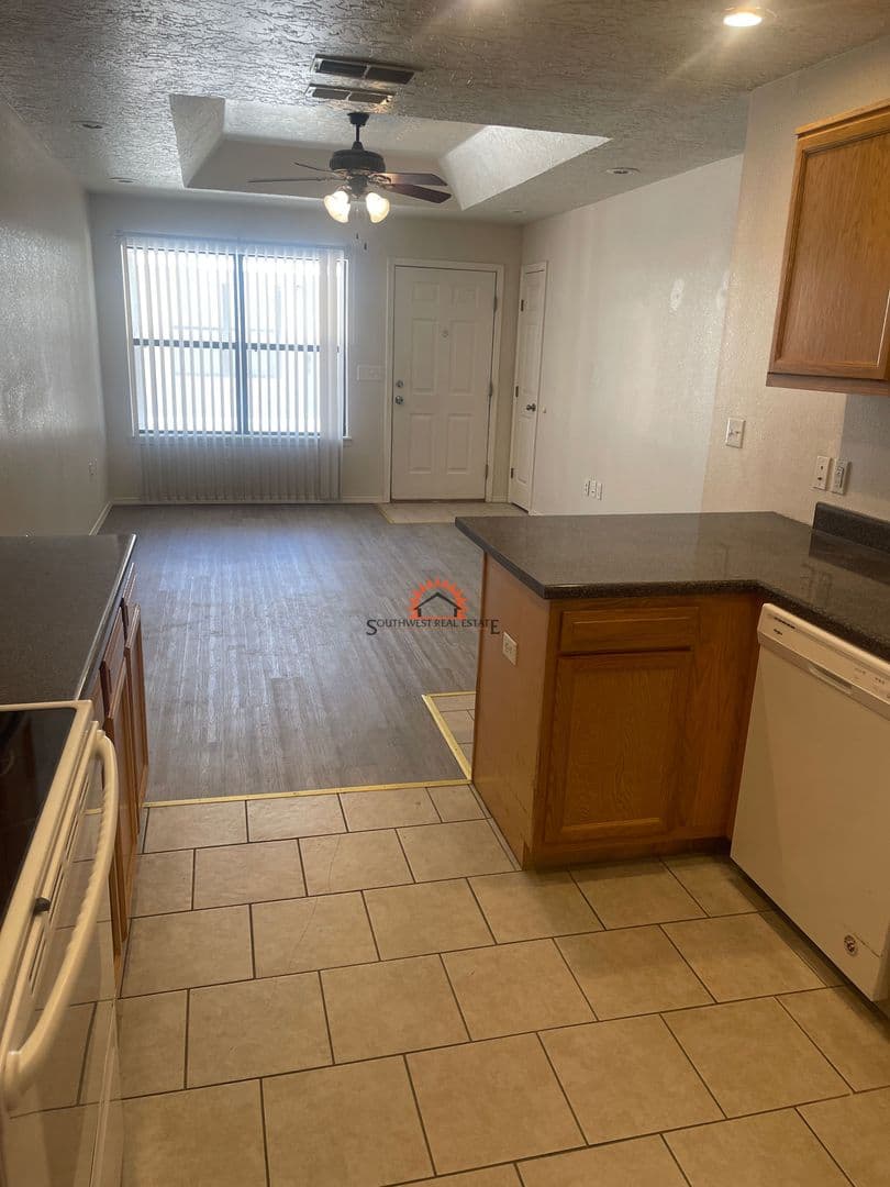 Clovis Apartment: 1809 N. MLK