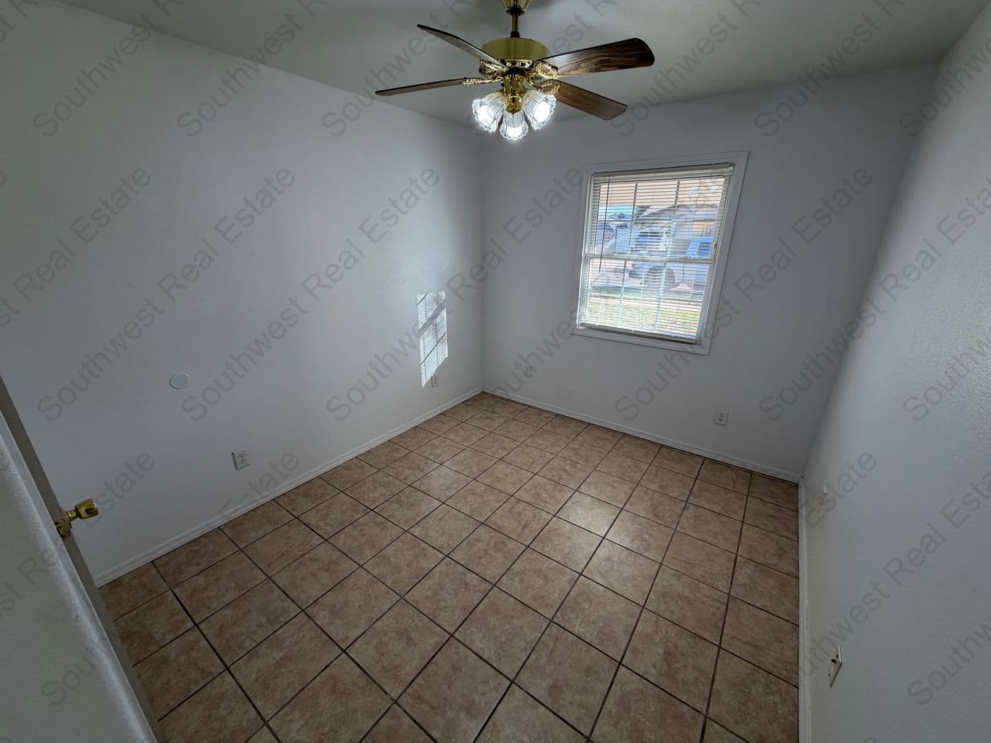 Clovis House: 604 W. 20th St.