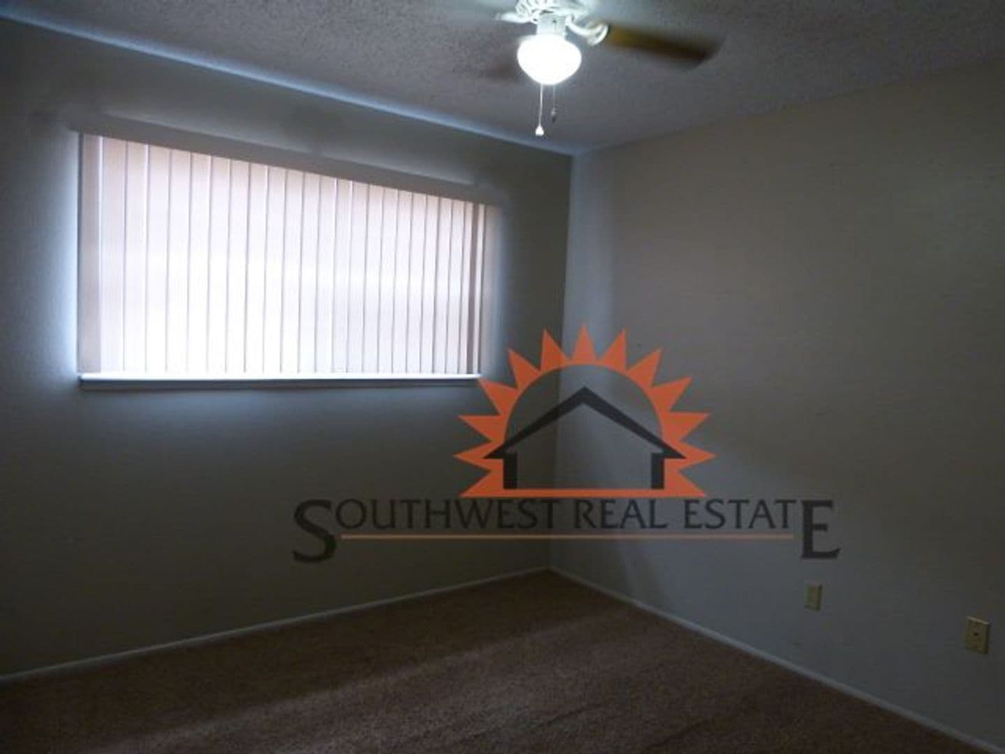 Clovis House: 533 Circle Dr.