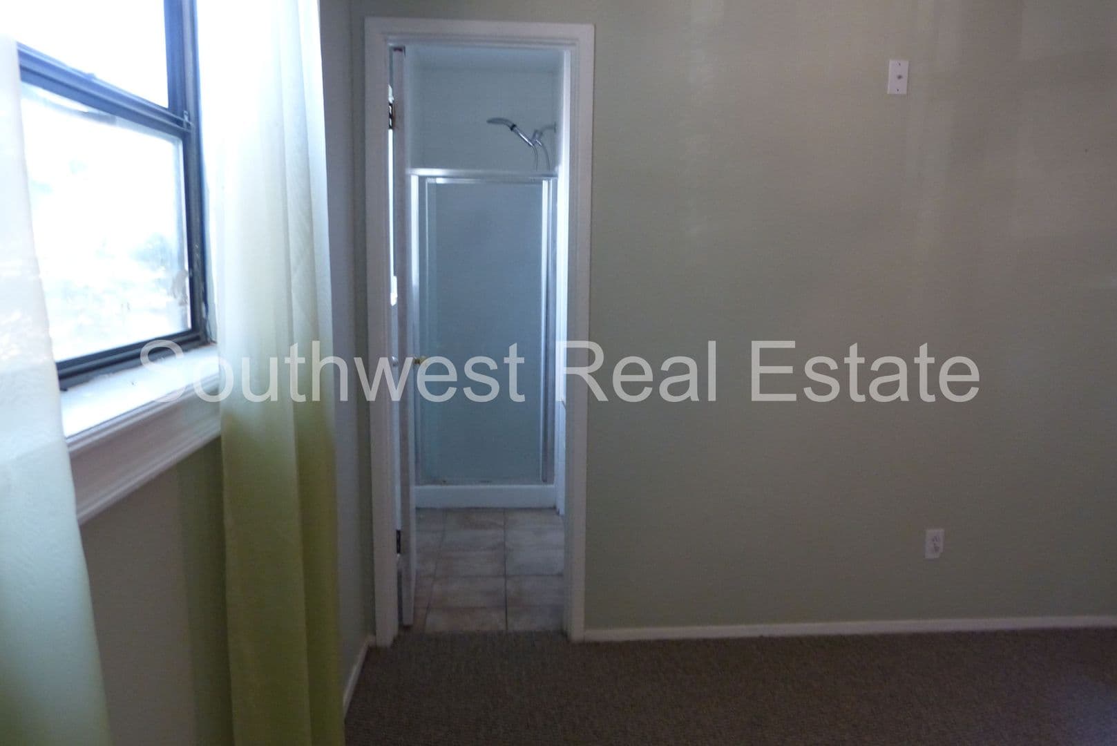 Clovis House: 620 Starlite