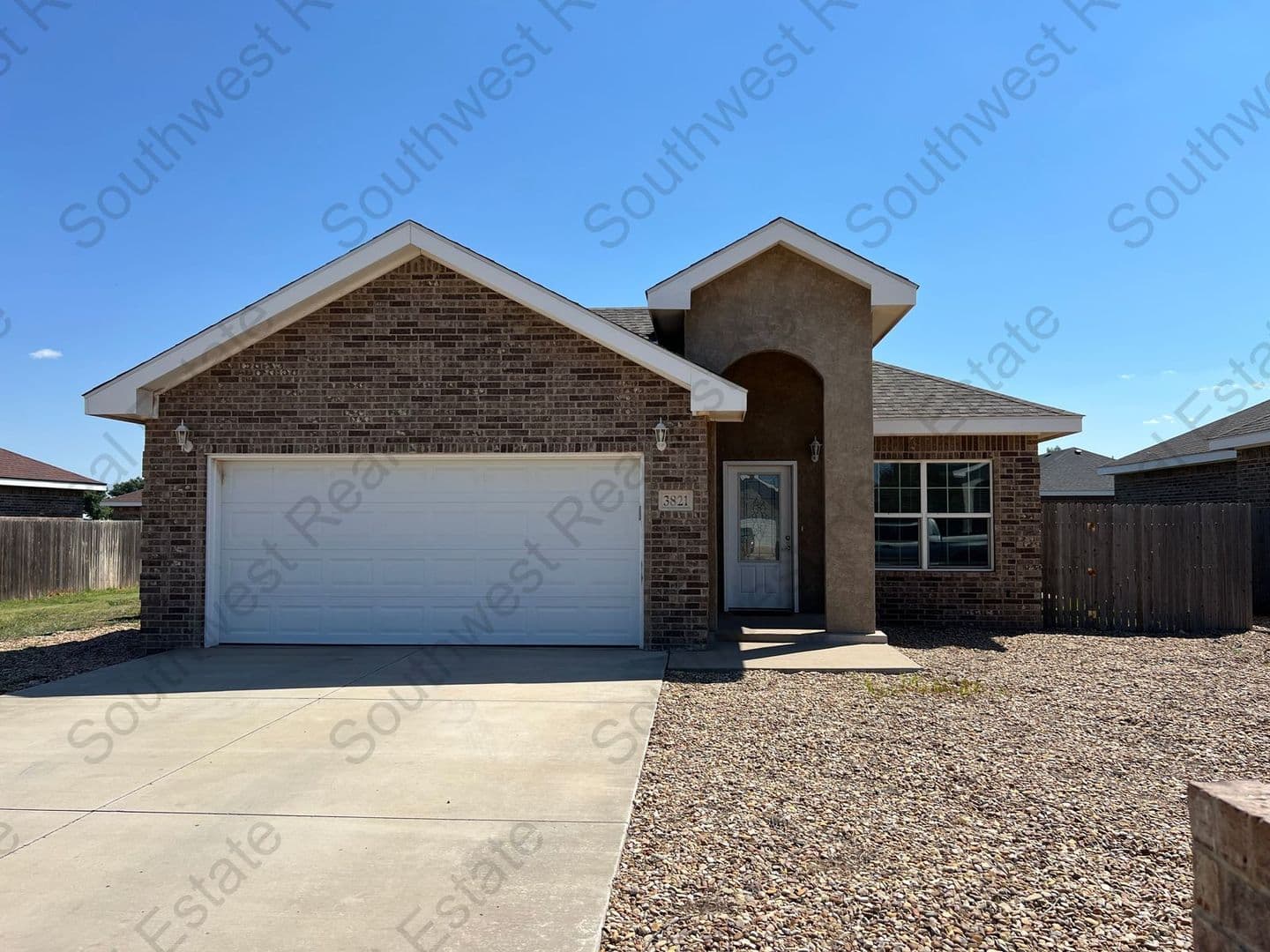Clovis House: 3821 Lockhaven Dr.
