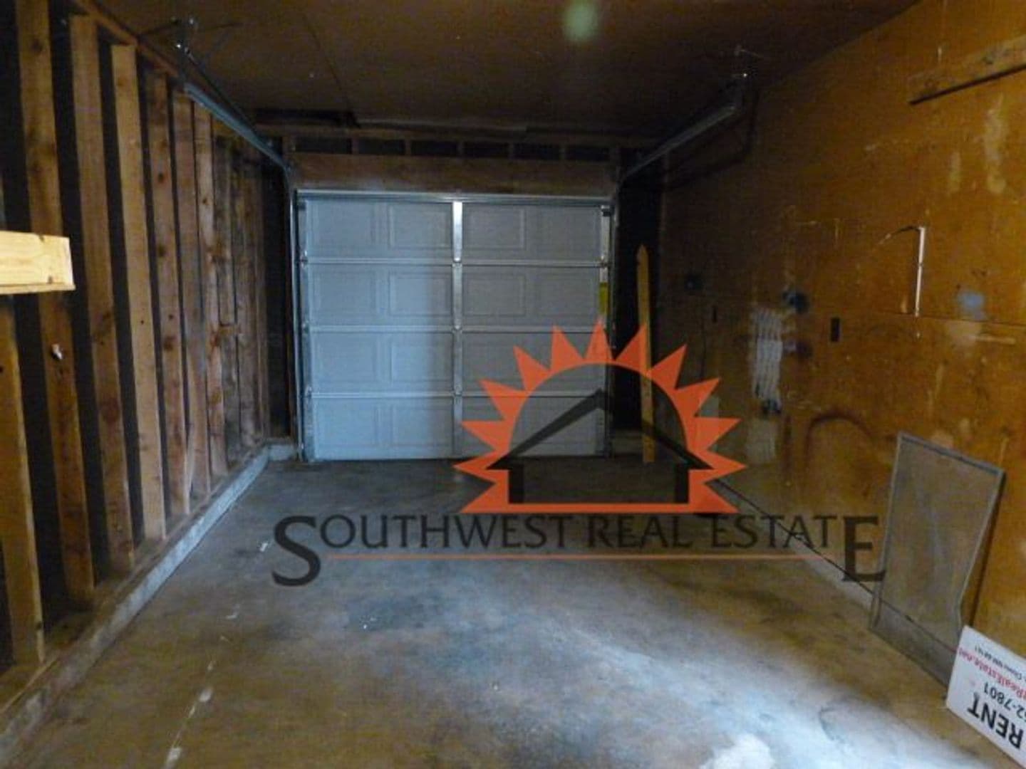 Clovis House: 533 Circle Dr.