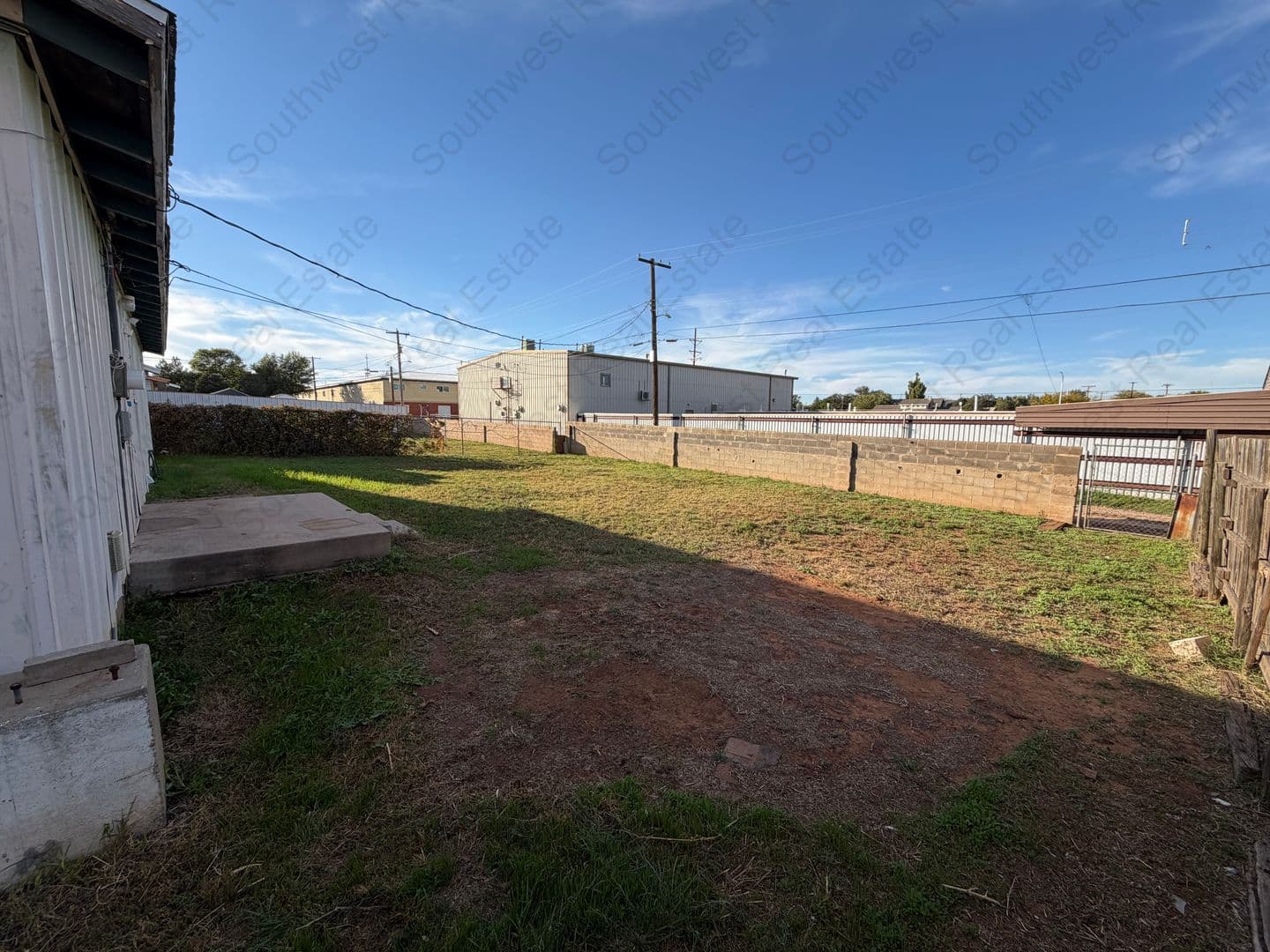 Clovis House: 604 W. 20th St.