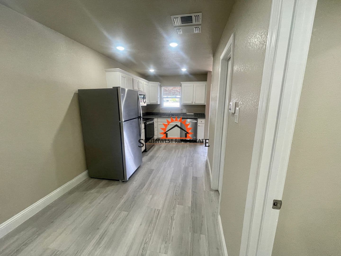 Portales Apartment: 1025 W. 18th St.