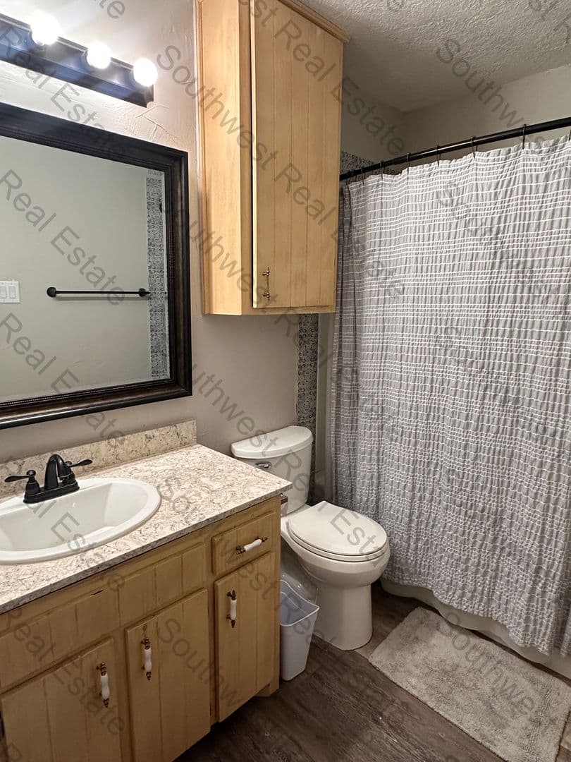Clovis Condo: 3508 B Adenmor