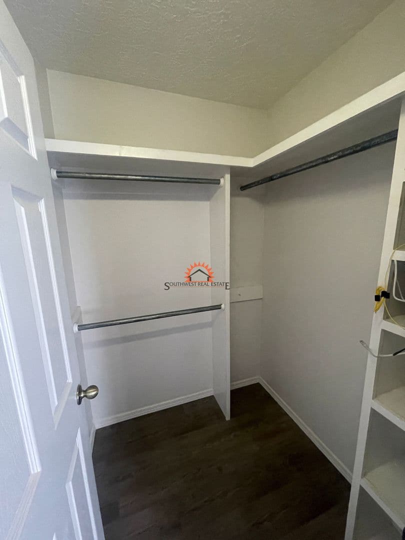 Clovis Apartment: 1809 N. MLK
