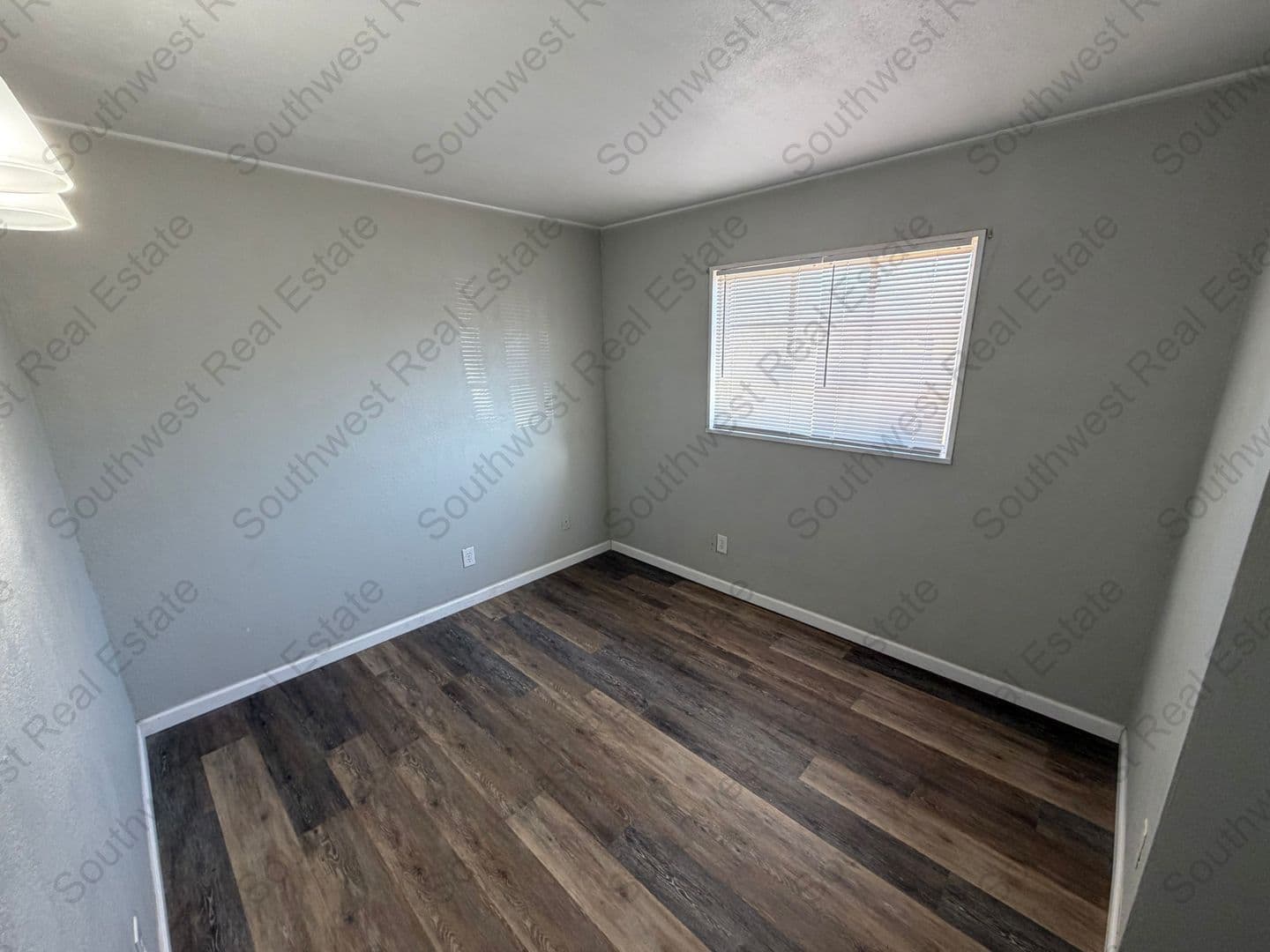 Clovis House: 700 W. Manana Blvd