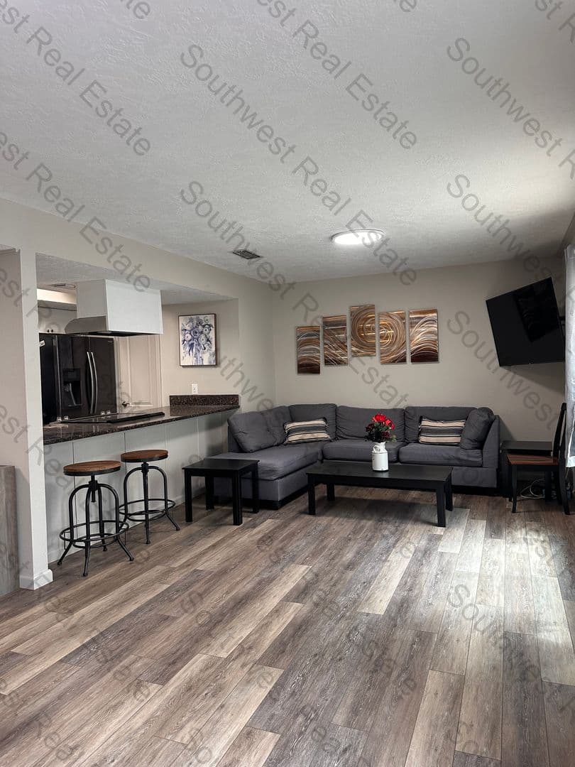 Clovis Condo: 3508 B Adenmor