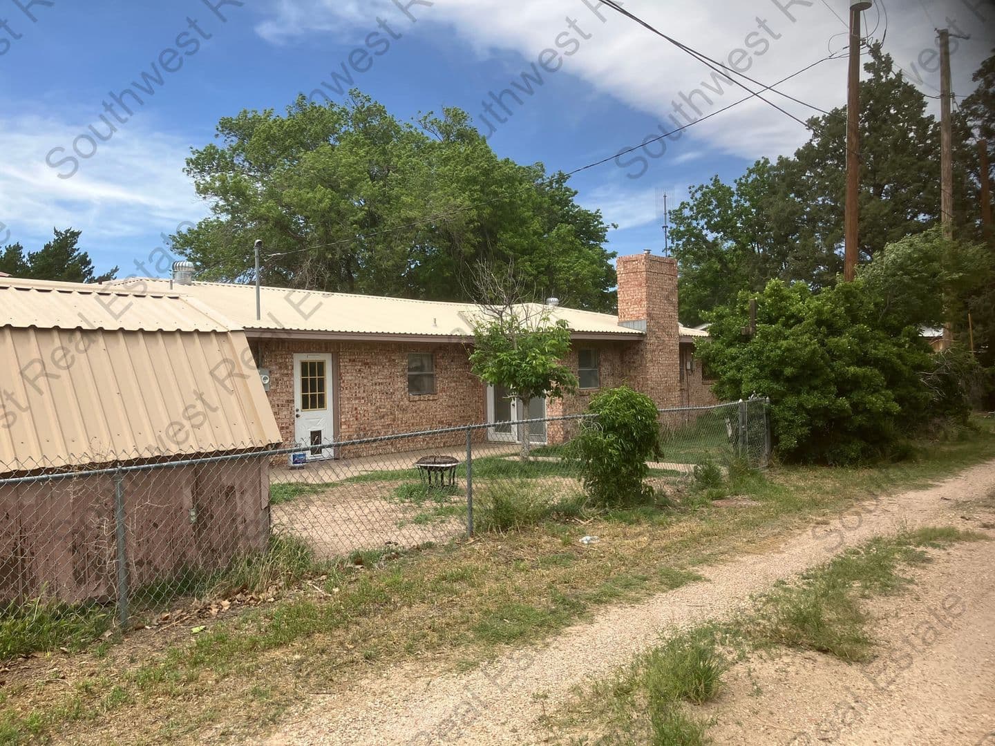 Portales House: 141 Texas Dr.