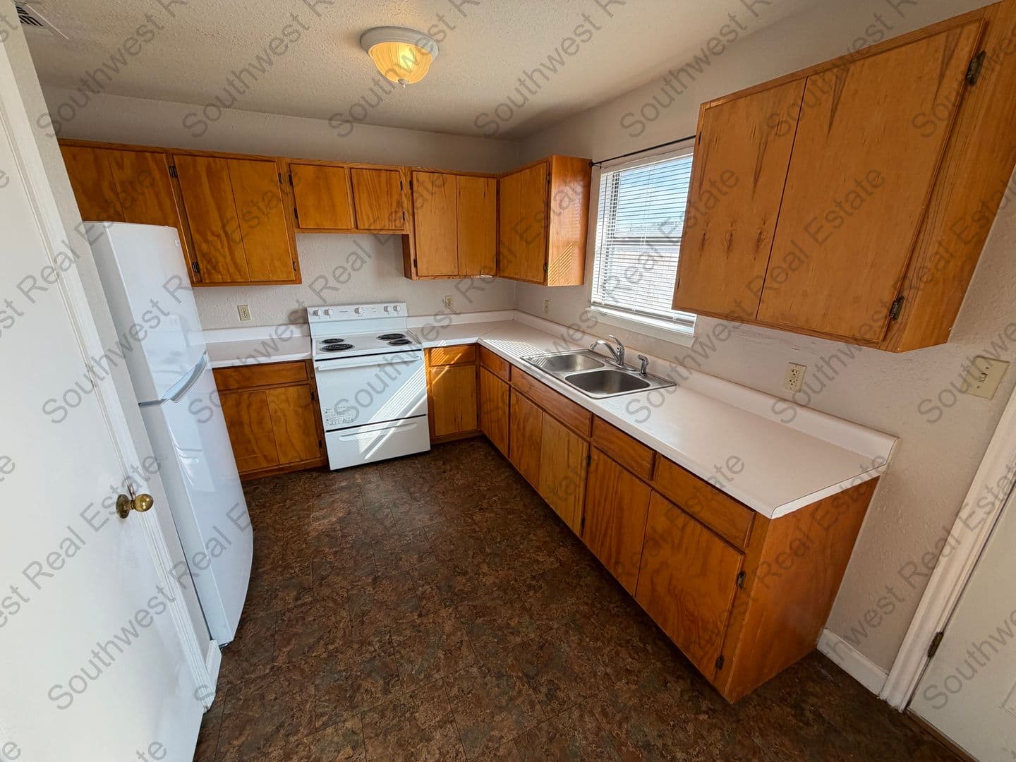 Clovis House: 3313 Vinton