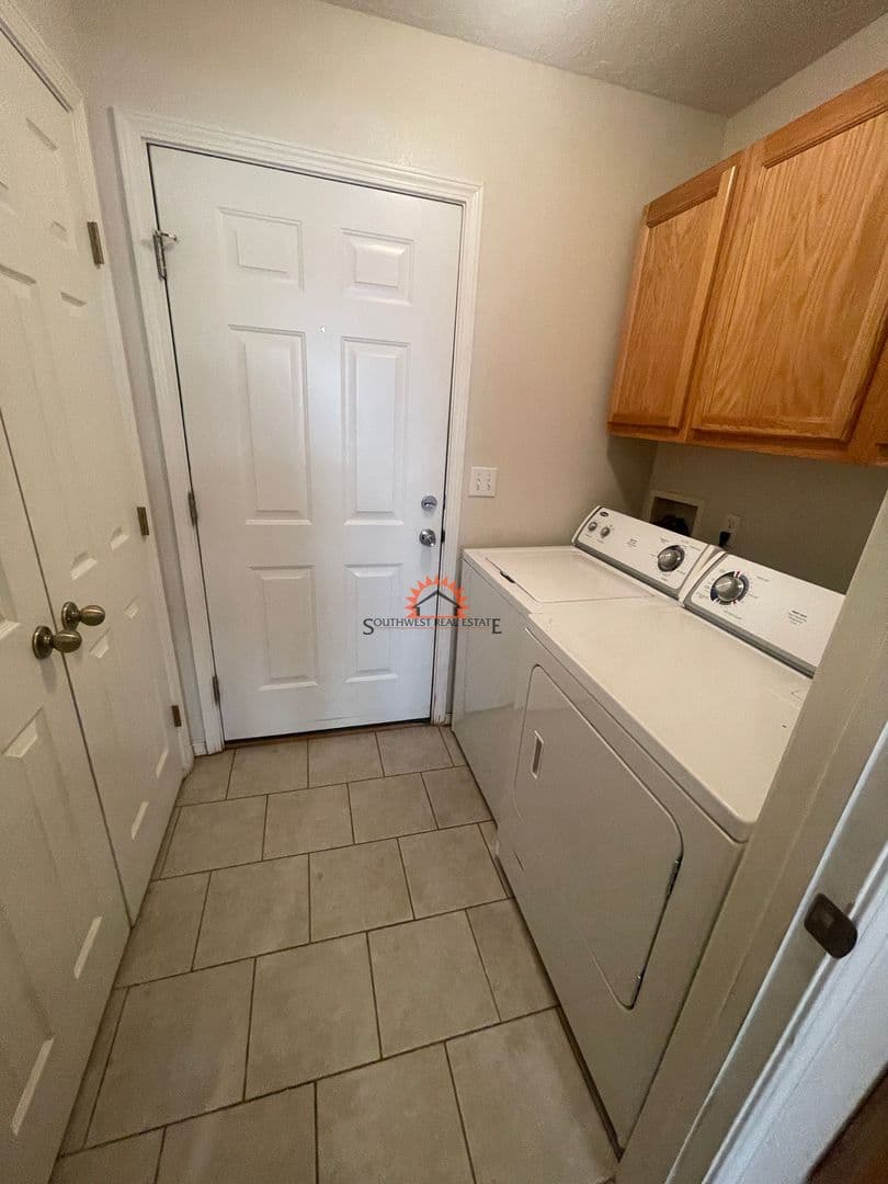 Clovis Apartment: 1809 N. MLK