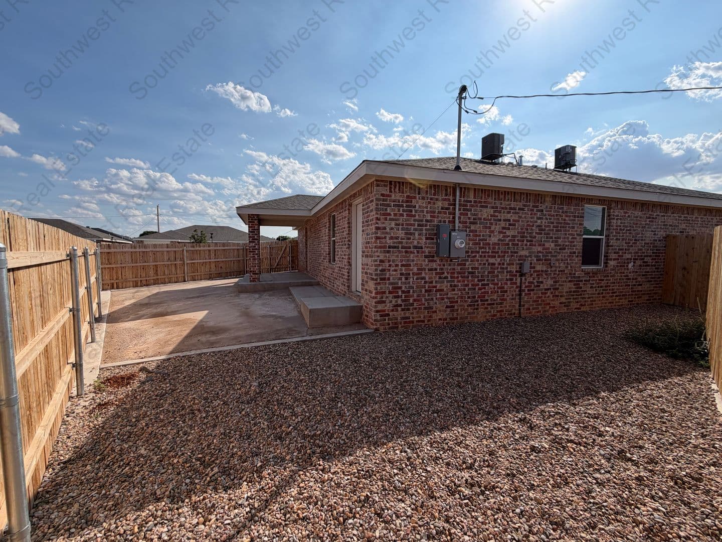 Clovis Apartment: 2130 Bobwhite Ct.