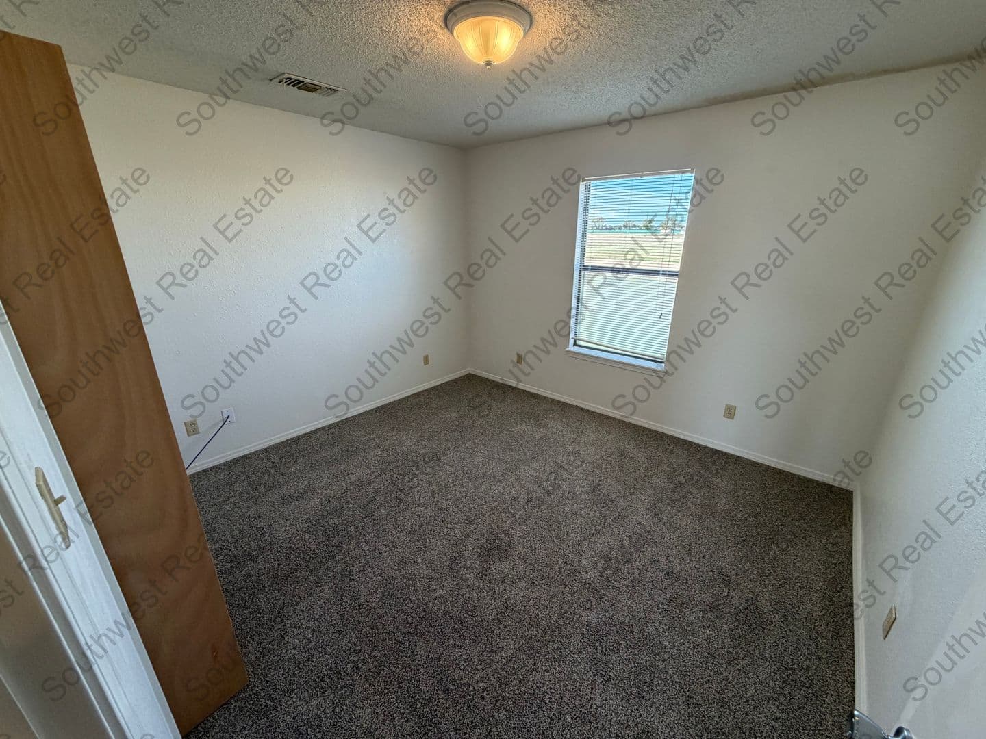 Clovis House: 3313 Vinton