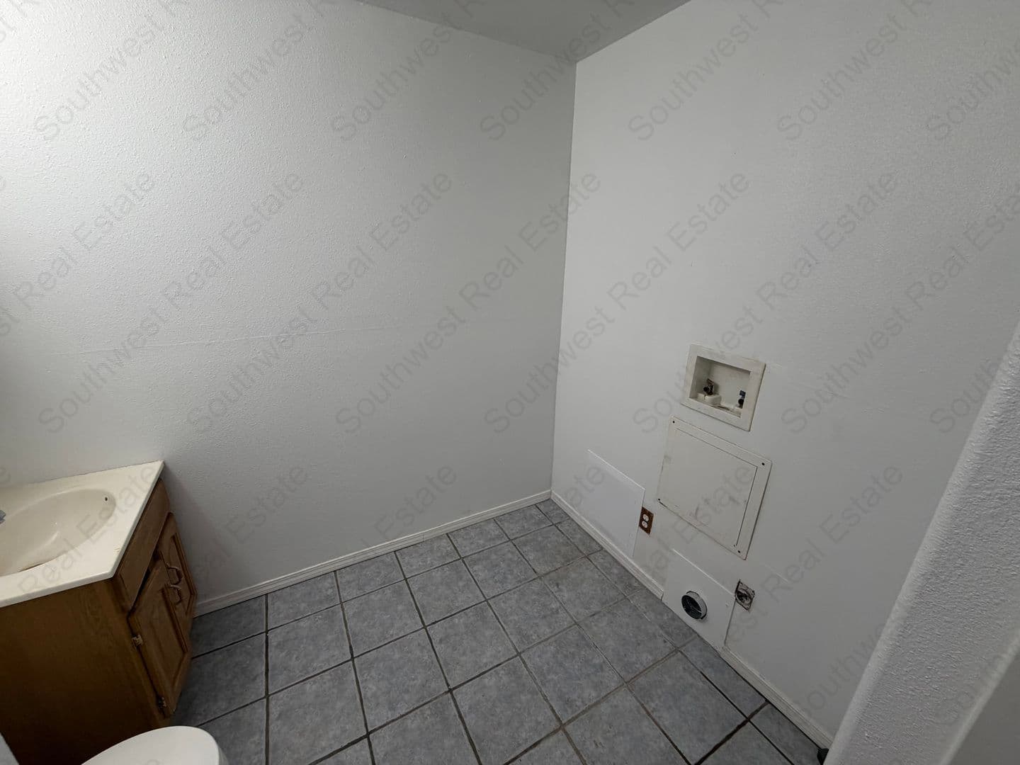 Clovis House: 604 W. 20th St.