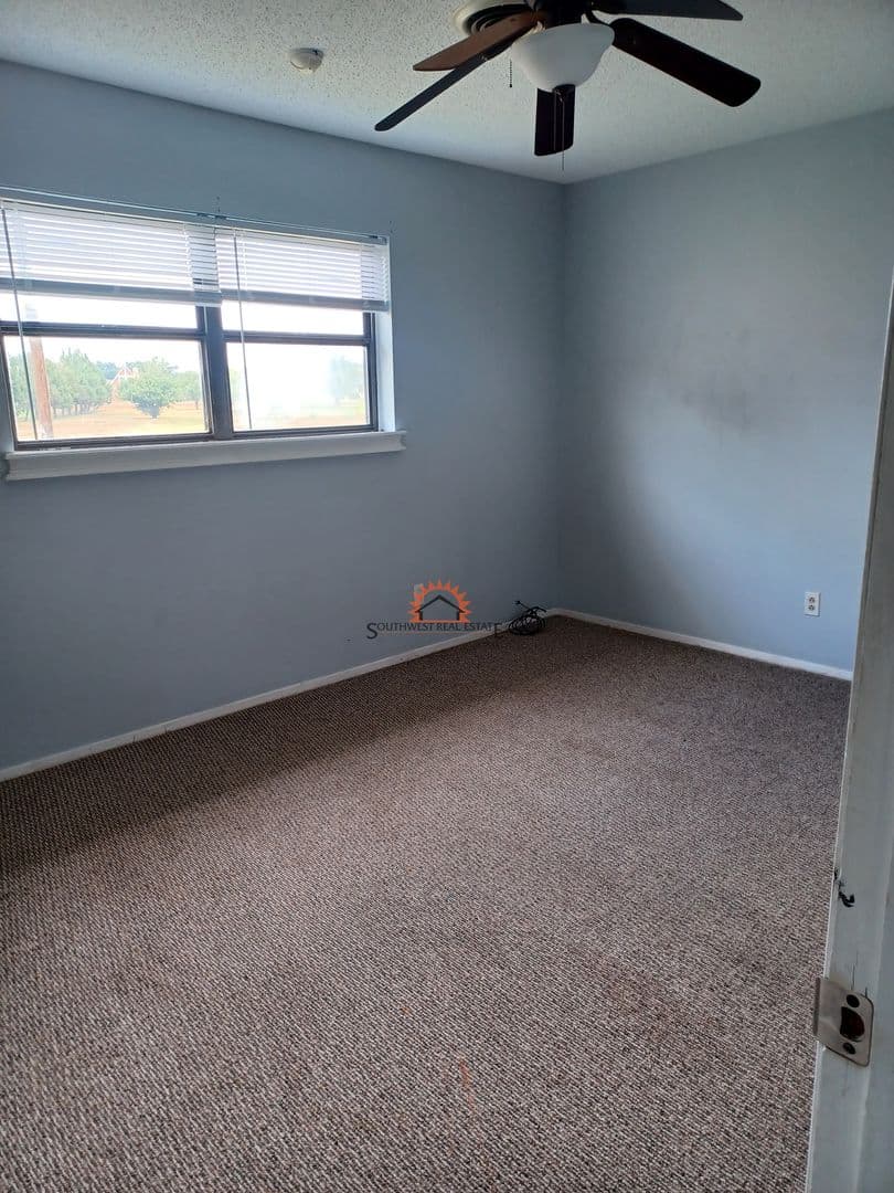 Clovis House: 620 Starlite