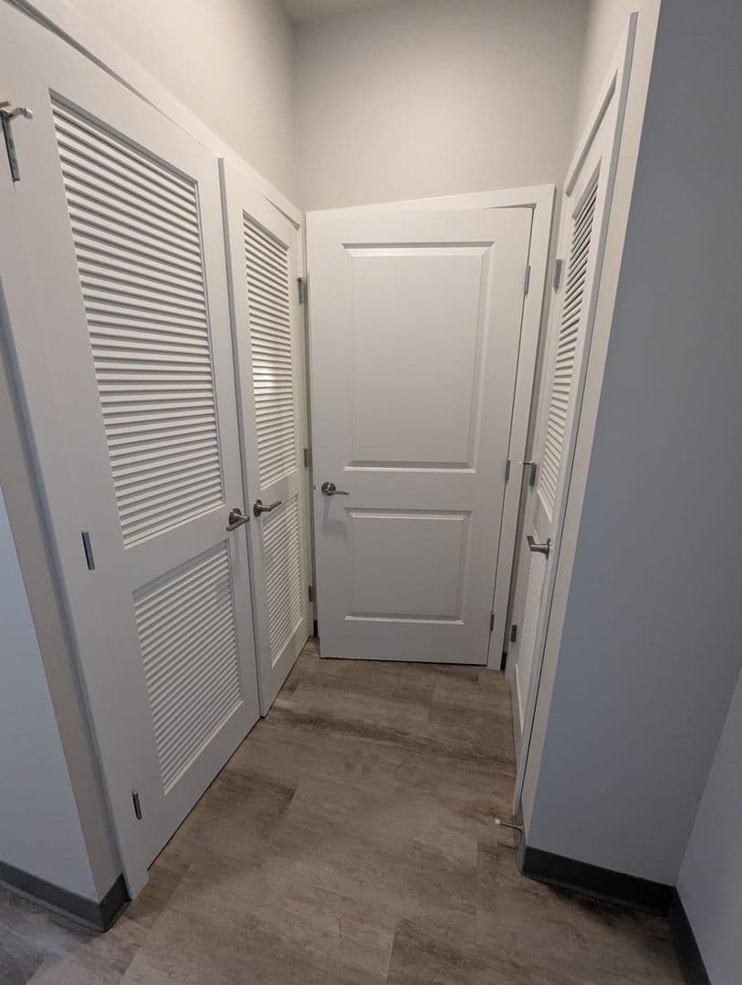 Bellingham Apartment: 1305 Harris Ave