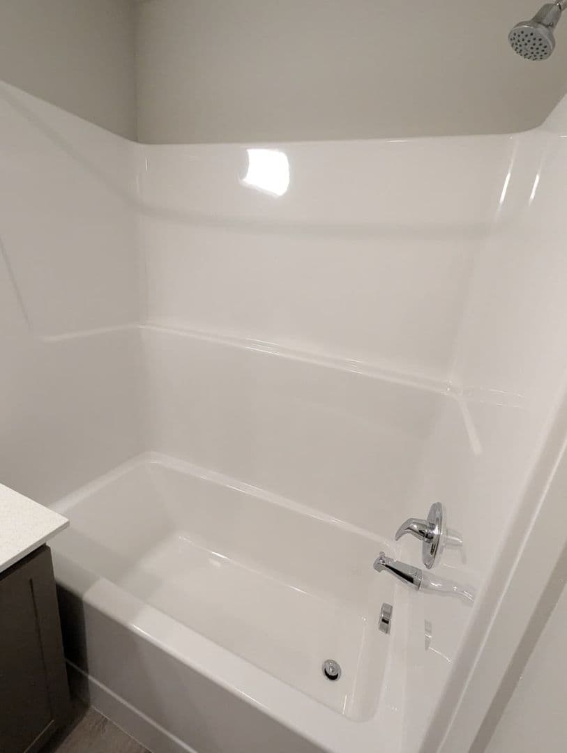 Bellingham Apartment: 1305 Harris Ave