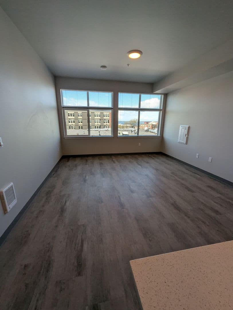 Bellingham Apartment: 1305 Harris Ave