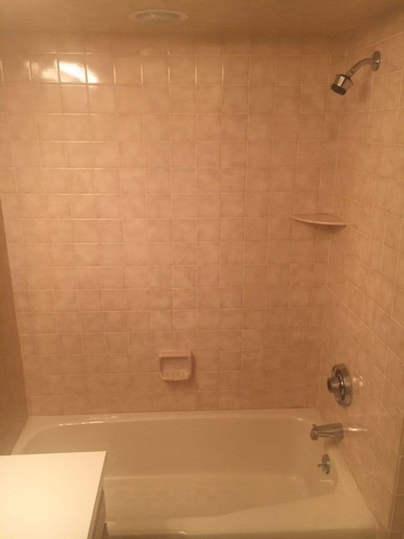 Vineland Condo: 3001 E Chestnut Ave