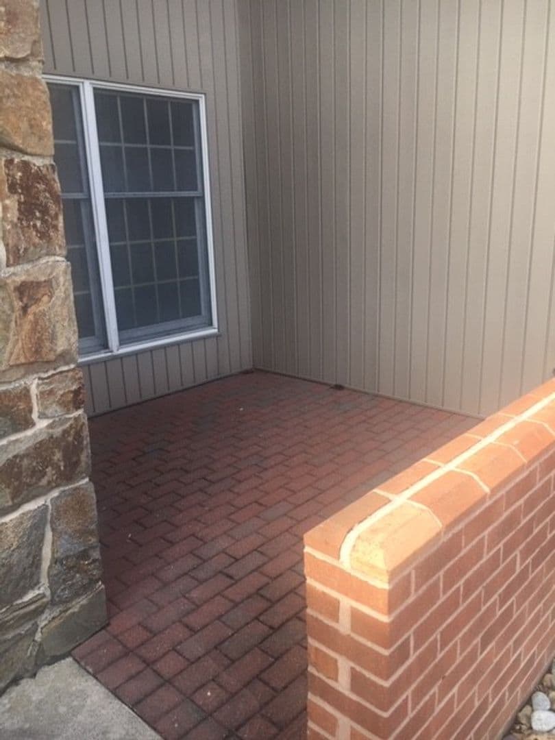 Vineland Condo: 3001 E Chestnut Ave