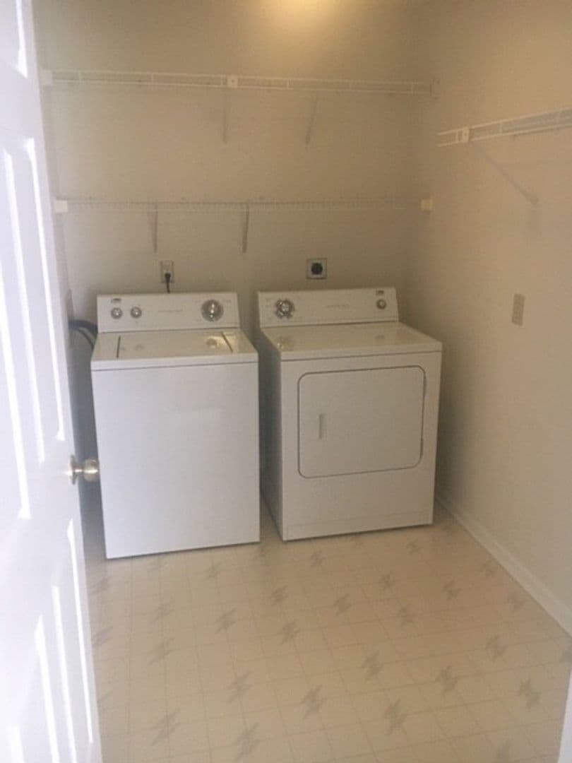 Vineland Condo: 3001 E Chestnut Ave