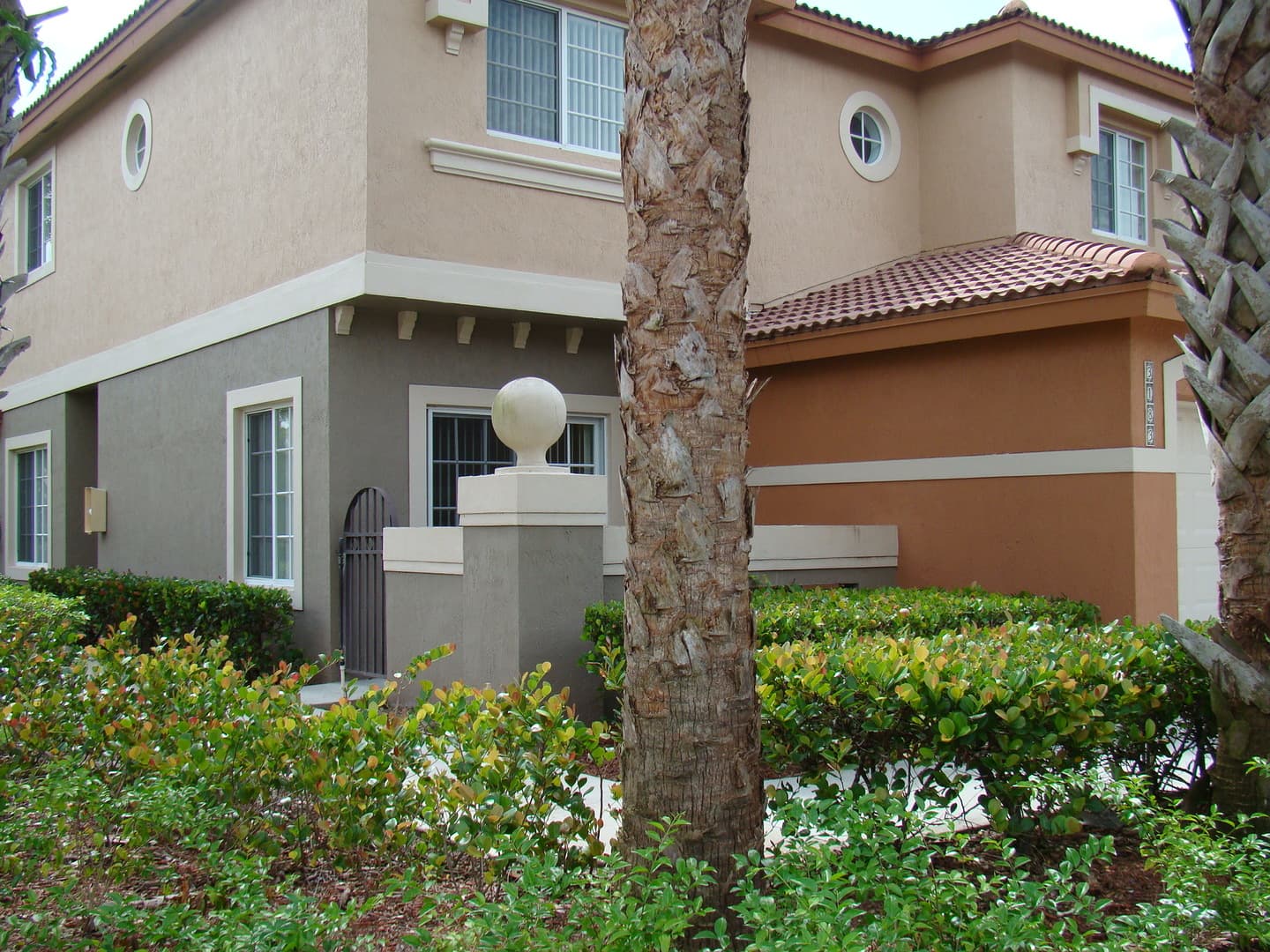 Coral Springs Townhome: 3105-3281 NW 118th Drive