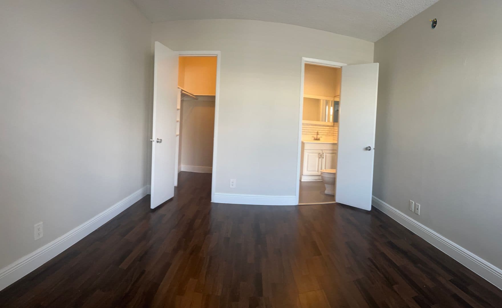 Fort Lauderdale Apartment: 1931 NE 51st Street