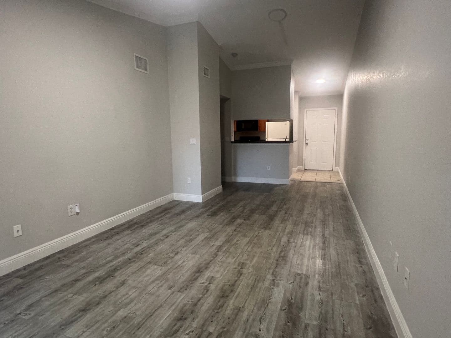 Coral Springs Apartment: 8703 W Sample Road, Apt. 101-211