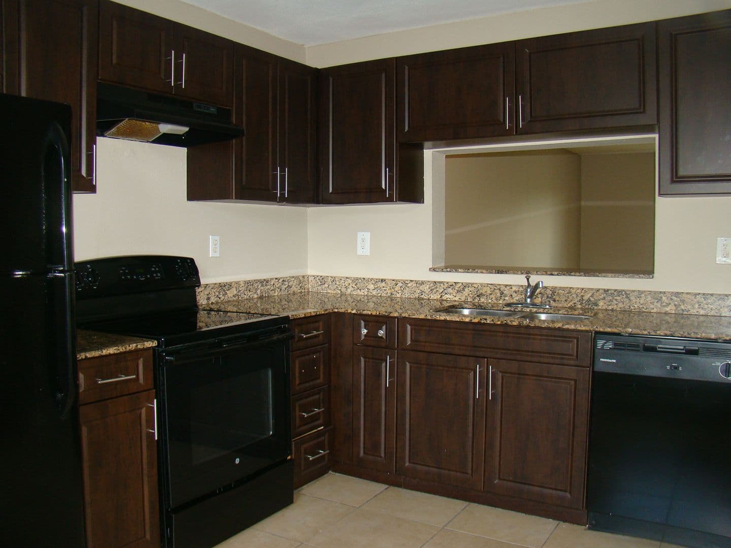 Coral Springs Apartment: 11557 NW 45th Street