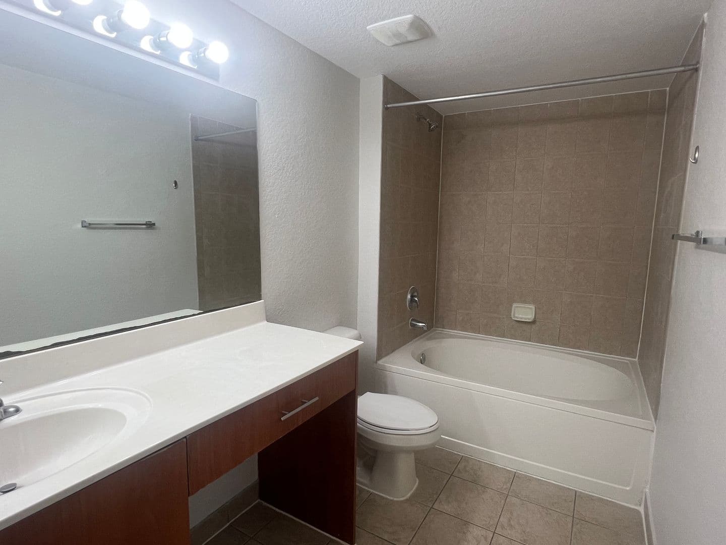 Coral Springs Apartment: 8703 W Sample Road, Apt. 101-211