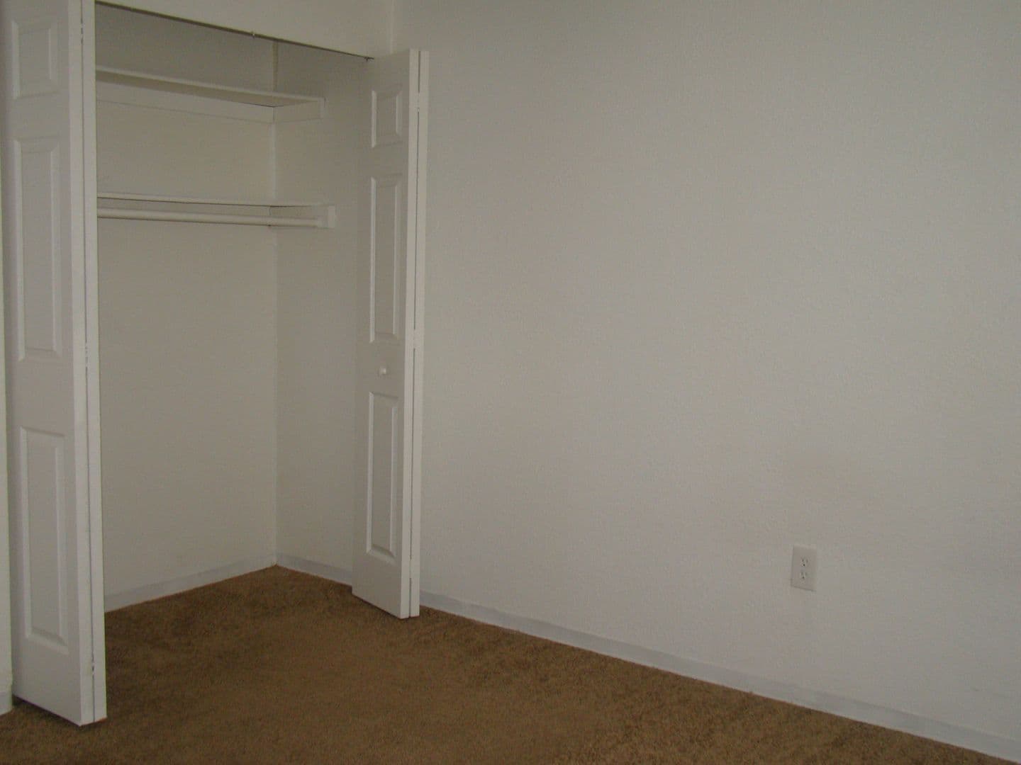 Tamarac Apartment: 10000-10163 Nob Hill Circle
