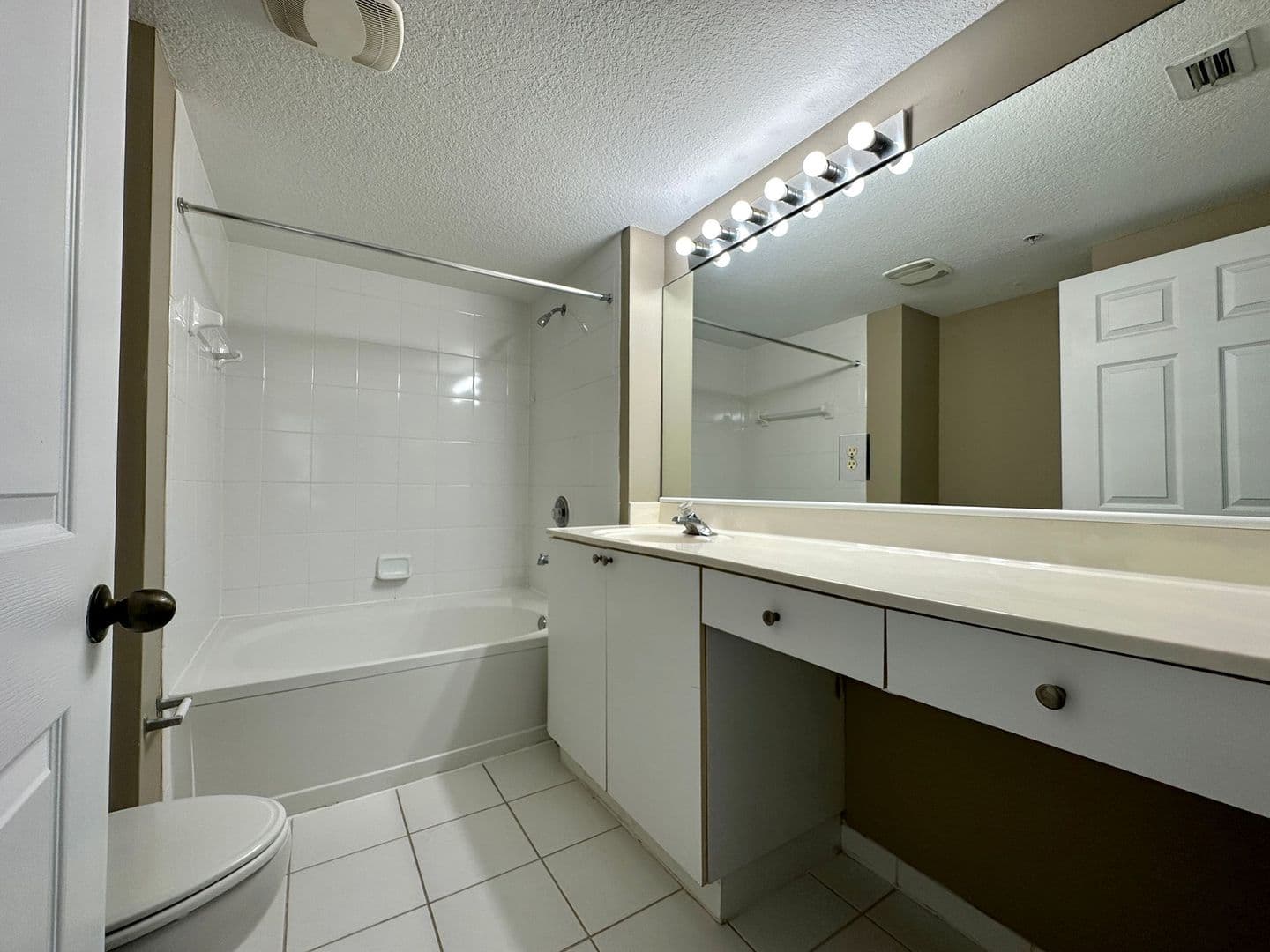 Coral Springs Apartment: 10110-10268 NW 33rd Street
