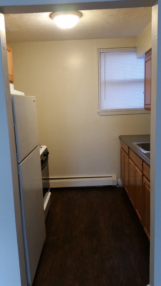 Cincinnati Apartment: 906-12 Morris St