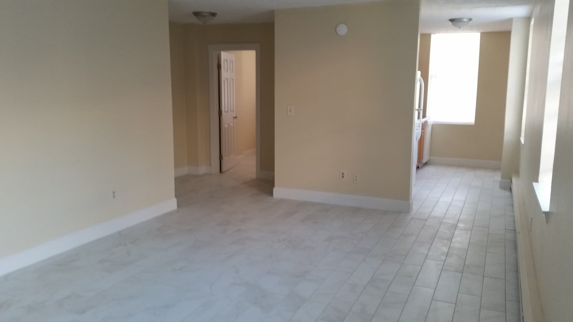 Cincinnati Apartment: 554-56 Milton St