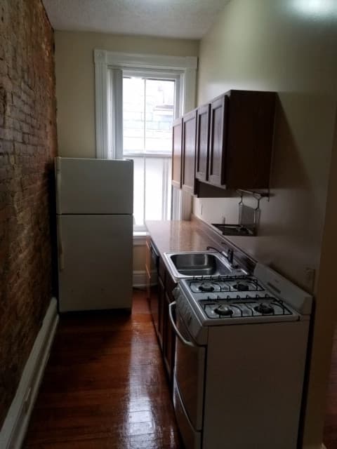 Cincinnati Apartment: 2366 Wheeler St
