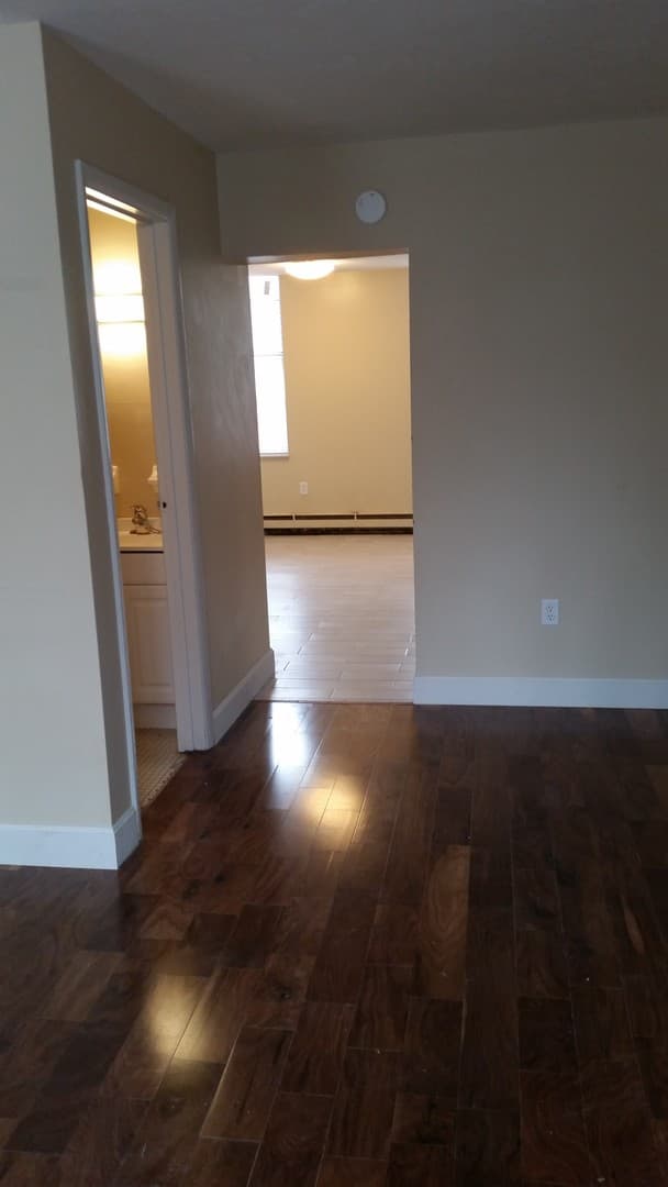 Cincinnati Apartment: 553 Boal St