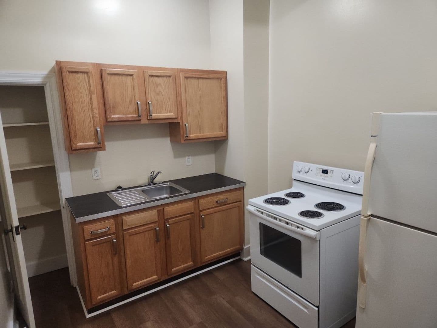 Cincinnati Apartment: 25-27-29 Court St