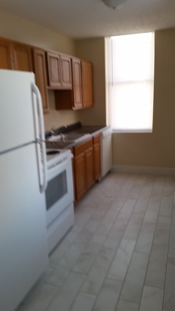 Cincinnati Apartment: 554-56 Milton St