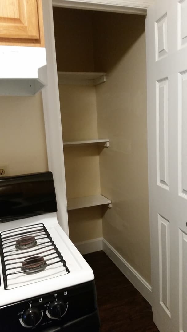 Cincinnati Apartment: 906-12 Morris St