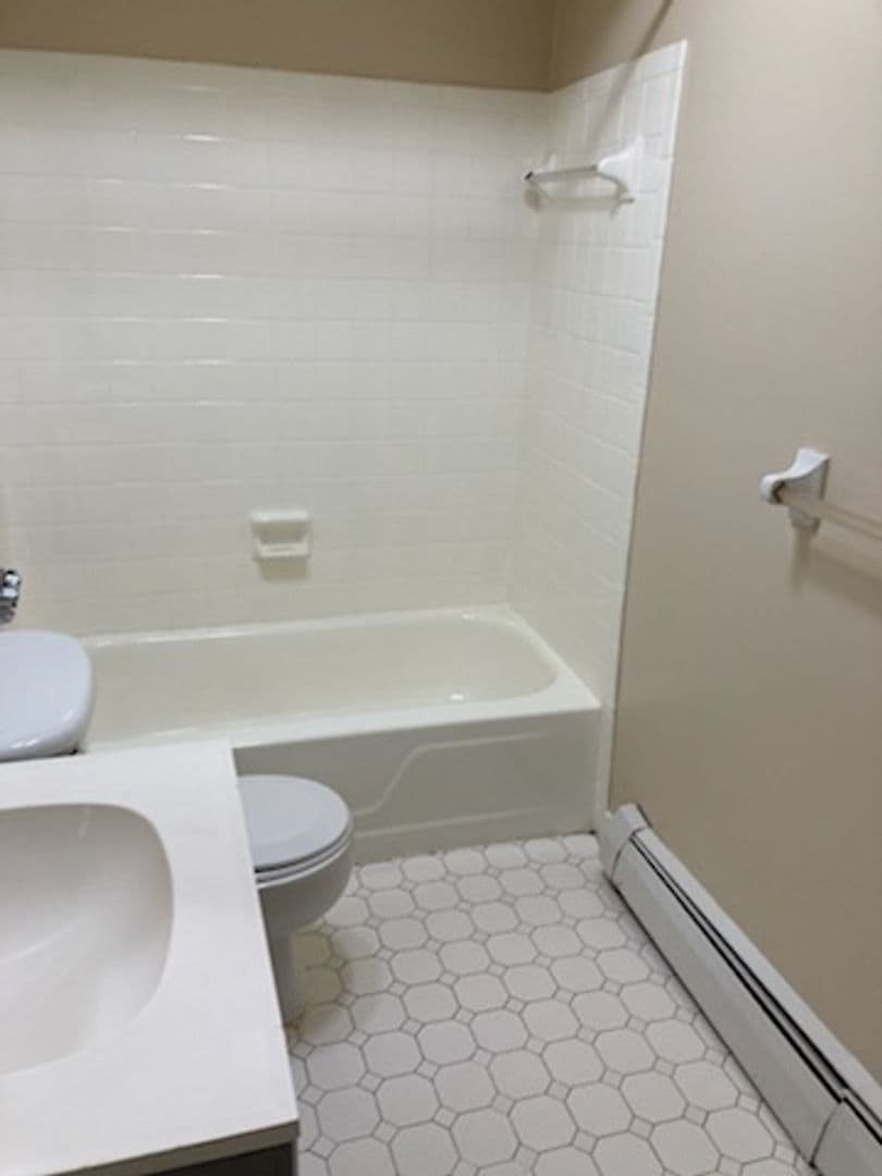Cincinnati Apartment: 906-12 Morris St