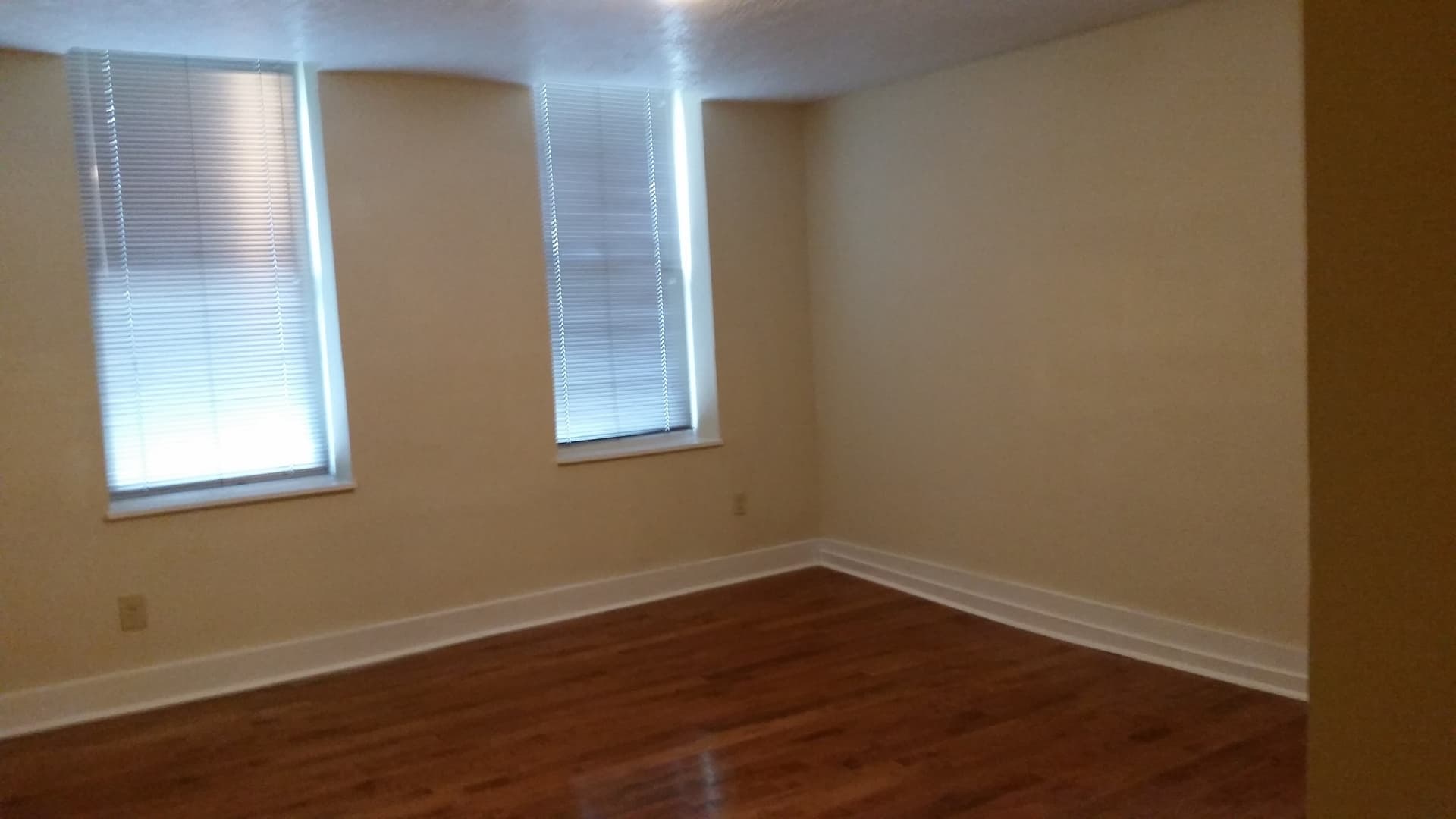 Cincinnati Apartment: 918 Morris St
