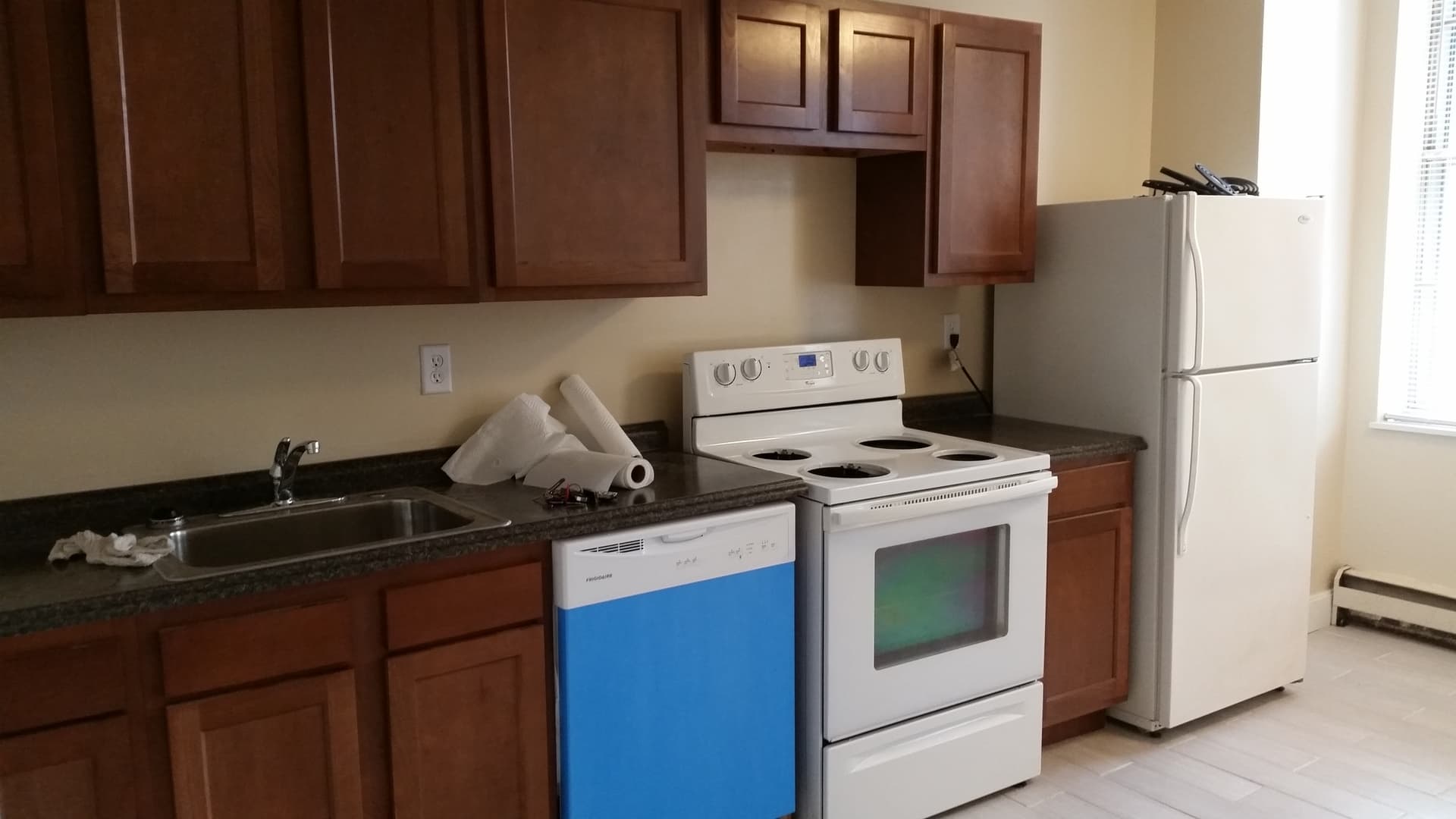 Cincinnati Apartment: 553 Boal St
