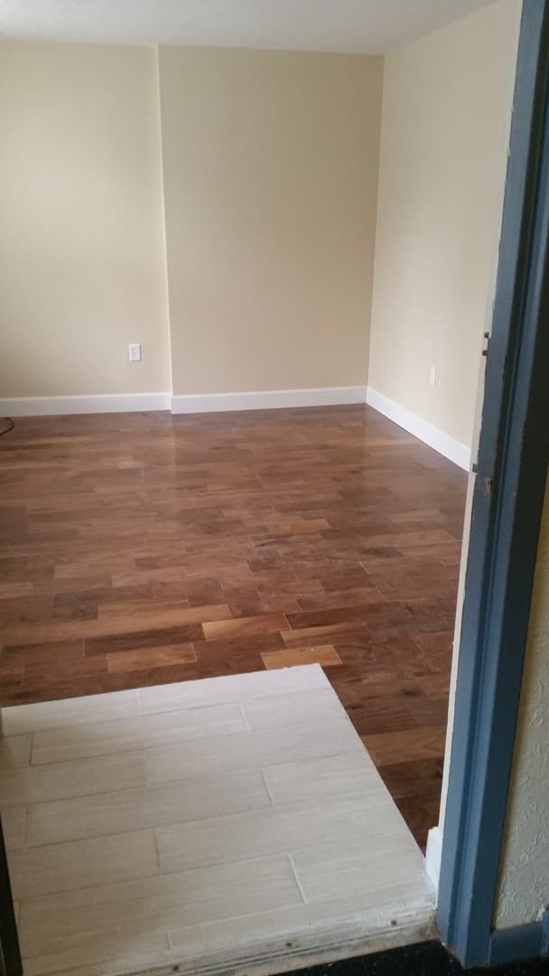 Cincinnati Apartment: 553 Boal St